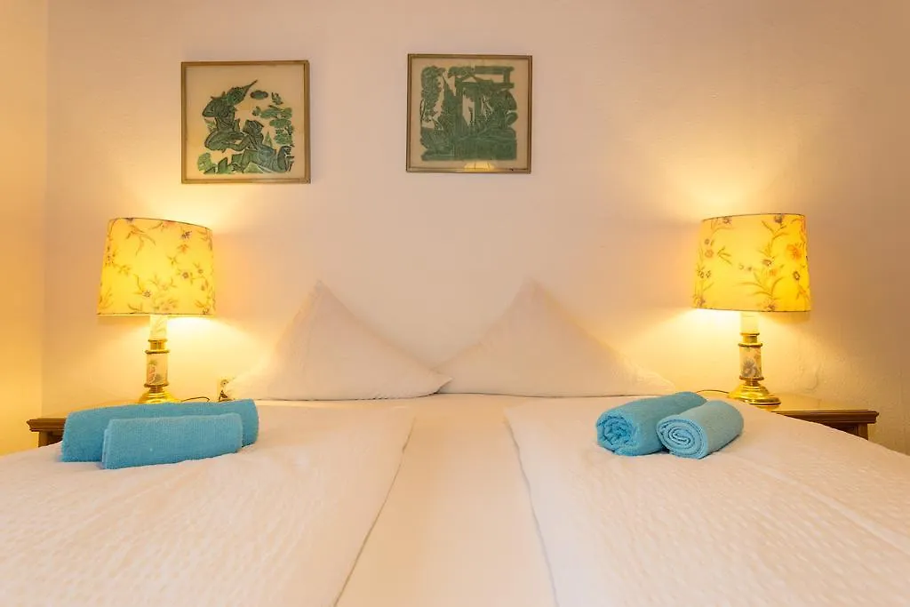 Hotel Moosbichl München 3*,