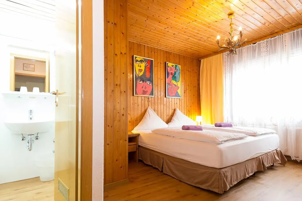 Hotel Moosbichl Мюнхен