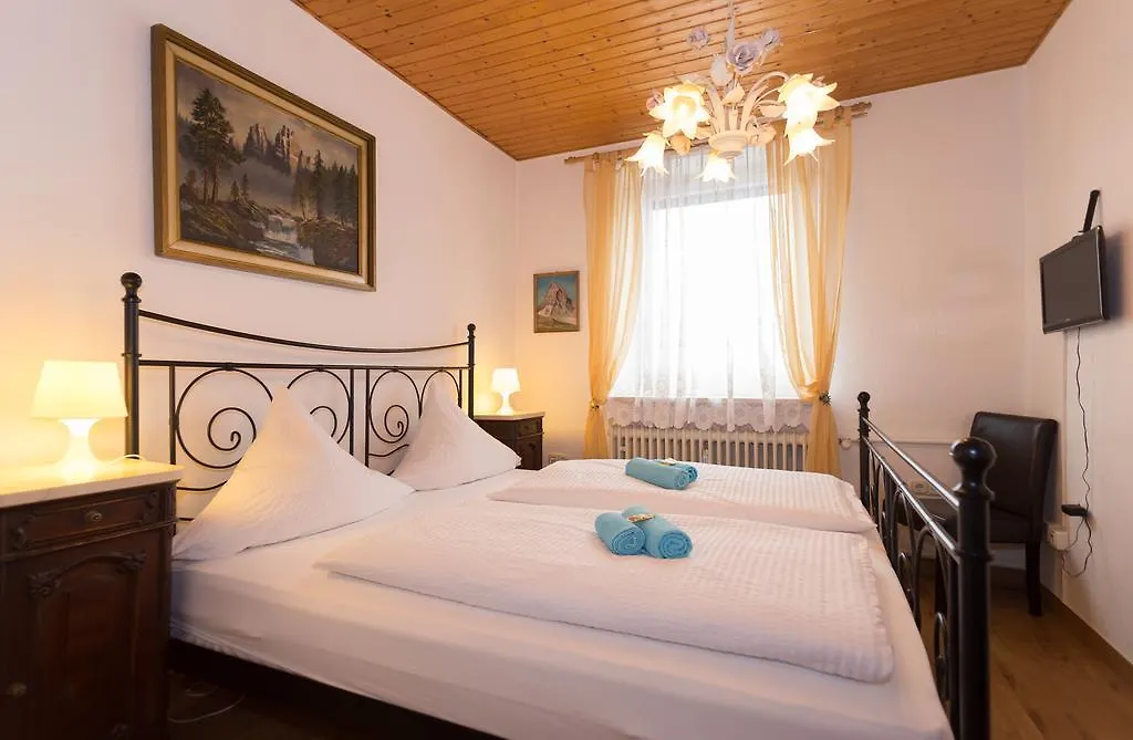 Hotel Moosbichl Мюнхен 3*,  Германия